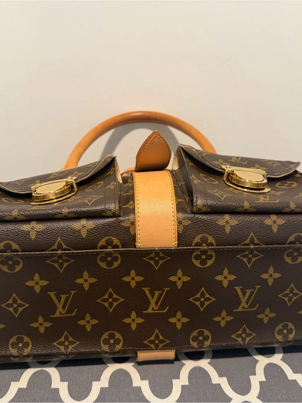 Louis Vuitton Manhattan GM: Monogram Canvas Satchel with Natural Vachetta Trim